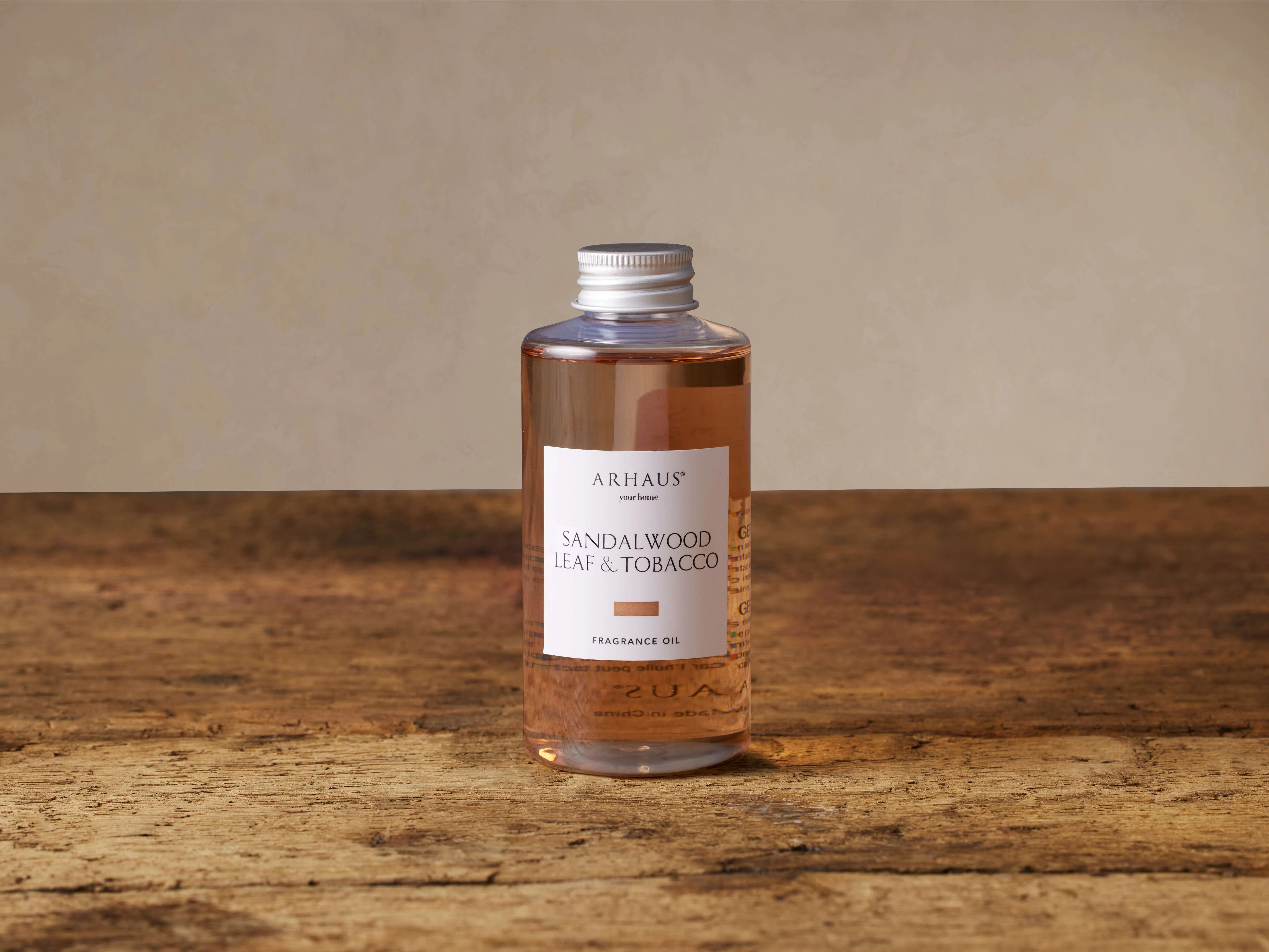 Signature Diffuser Refill in Sandalwood Leaf and Tobacco